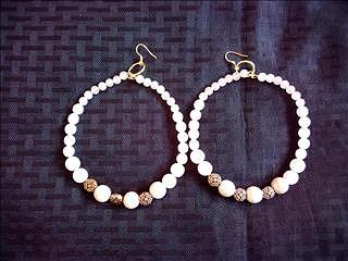 [ #W120 ] $20.00USD - Hoop Earrings, Glass beads, brass colored accent beads.